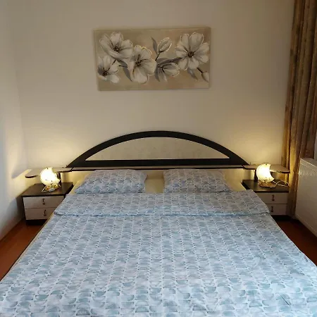 Guest house Apartments & Rooms Nensi Baska (Krk)
