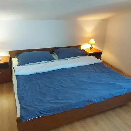 Pensionat & Nensi Baška