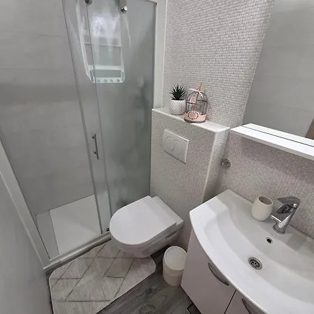 Apartments & Rooms Nensi Guest house Baska (Krk)