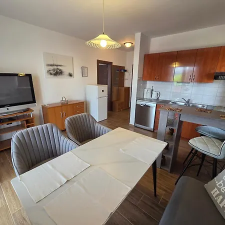 Apartments & Rooms Nensi Baska (Krk)
