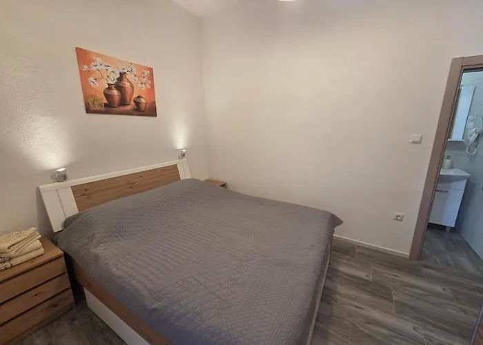 & Nensi Pensjonat