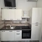 & Nensi בית הארחה 3*