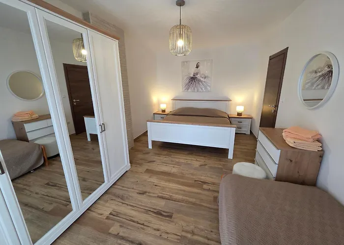 Apartments & Rooms Nensi 3* Baska (Krk)