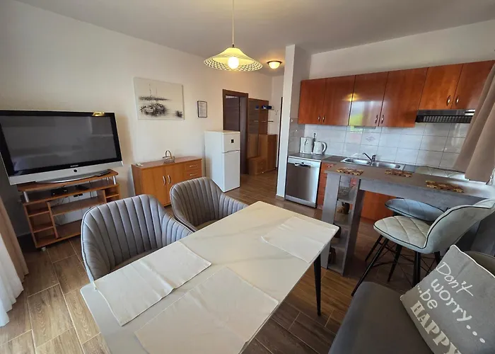 Apartments & Rooms Nensi Baska (Krk)